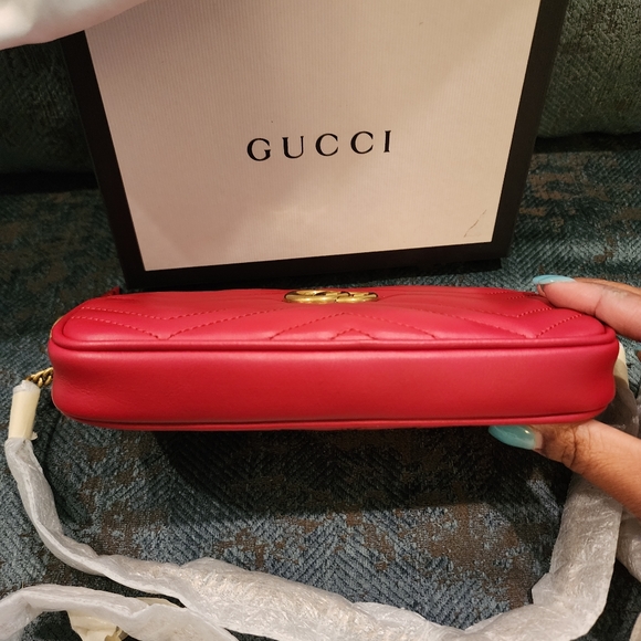 ‼️SOLD‼️Gucci Marmont Crossbody Bag - Picture 2 of 4